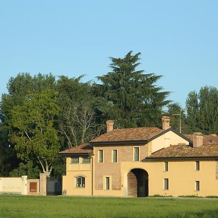 Agriturismo Cascina Pezzolo Лоді Екстер'єр фото