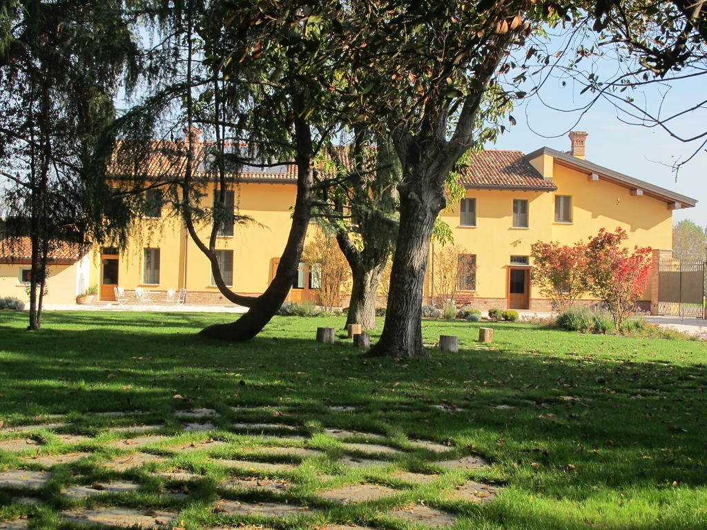Agriturismo Cascina Pezzolo Лоді Екстер'єр фото